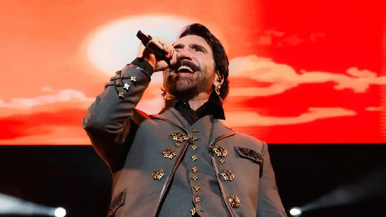 alejandro fernandez.webp