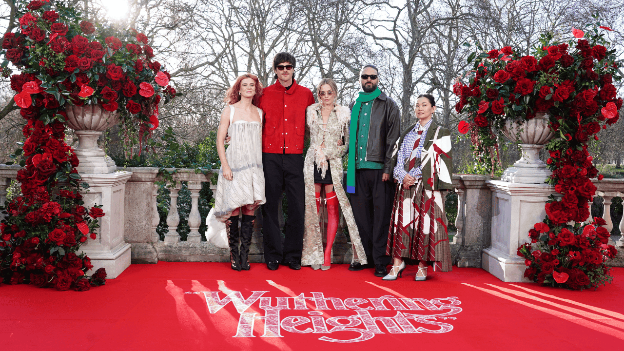 Programada para llegar a las salas el 12 de febrero, la producción busca conquistar la taquilla global aprovechando el marco de las celebraciones de San Valentín. - Créditos Getty Images