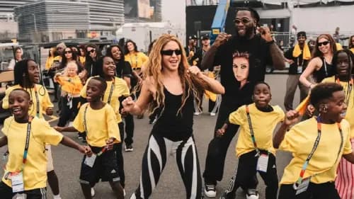 shakira (1).webp